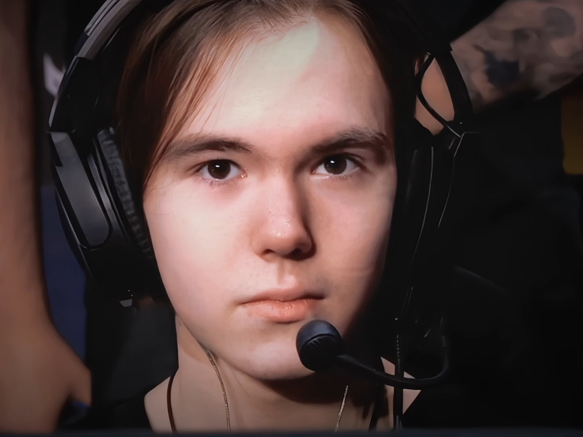 断崭露头角 断崭露头角